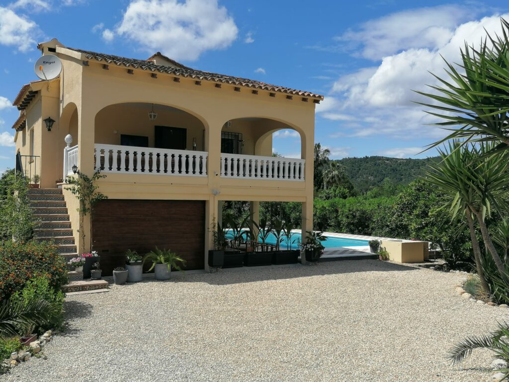 Location vacances, villa avec piscine - Barraca de Aguas Vivas, Valencia, Espagne